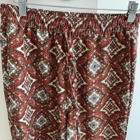 H&M Printed Drawstring Pants - Picture 2 of 4